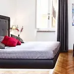 Bed & Breakfast Town House Fontana Di Trevi