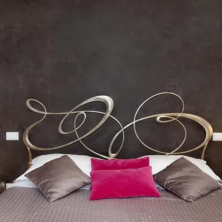 Town House Fontana Di Trevi Bed & Breakfast Rom
