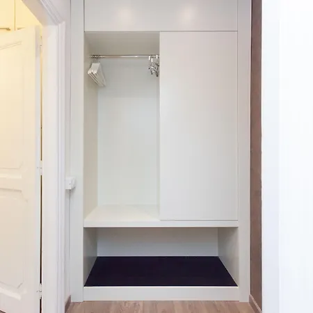 タウンハウス フォンタナ ディ トレビ