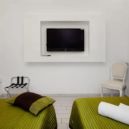 タウンハウス フォンタナ ディ トレビ ベッド・アンド・ブレックファスト ローマ