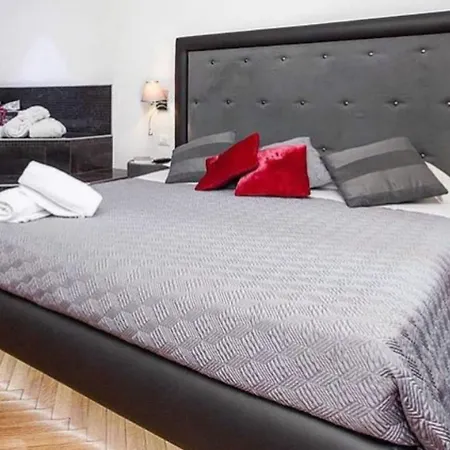 ベッド・アンド・ブレックファスト タウンハウス フォンタナ ディ トレビ