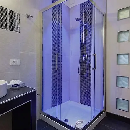 タウンハウス フォンタナ ディ トレビ 4* ローマ