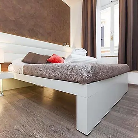 فندق مبيت وإفطار تاون هاوس فونتانا دي تريفي 3*
