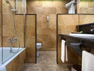 Couette-café Town House Fontana Di Trevi 3*